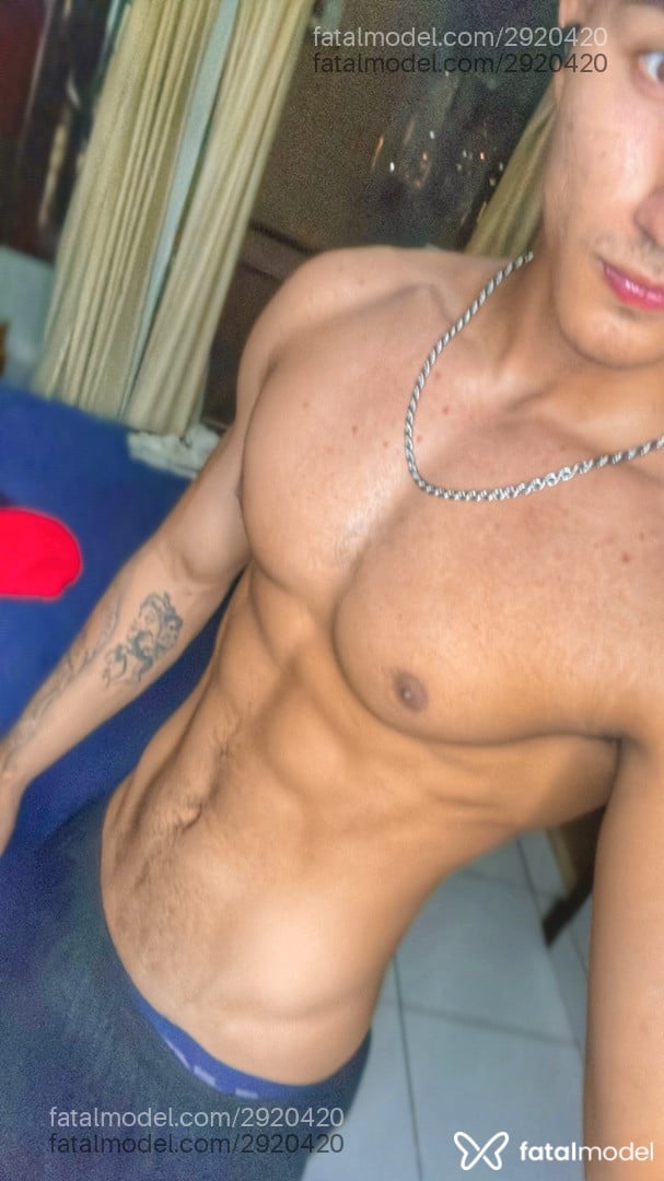 Acompanhante homem morena (o) de olhos castanhos em São Paulo Acompanhante homem morena (o) de olhos castanhos em São Paulo - Lucas Gustavo