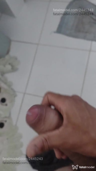 Acompanhante homem morena (o) de olhos castanhos em Florianópolis - Luan