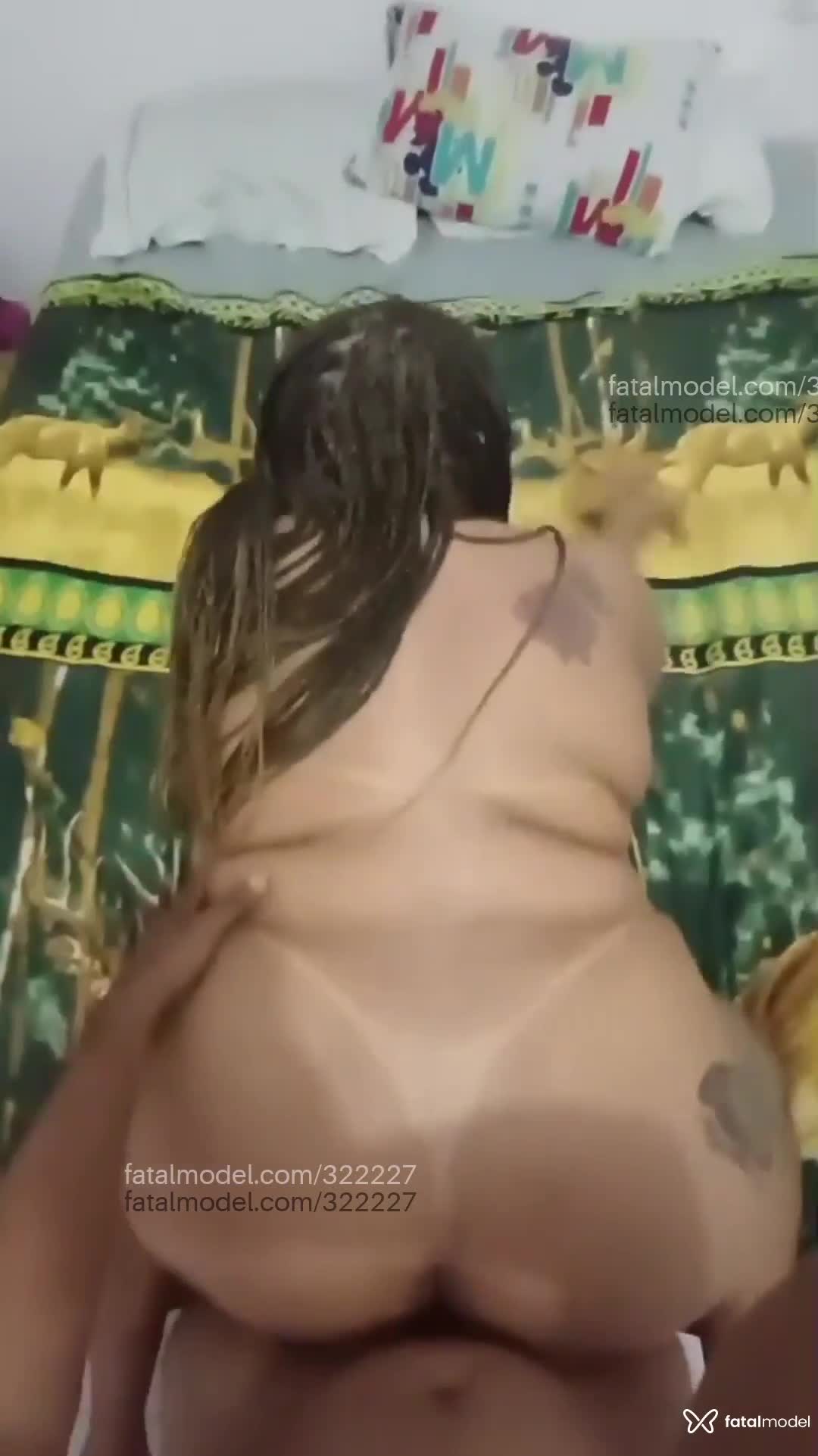 Acompanhante mulher com cabelo castanho de olhos castanhos - Mary santos Acompanhante mulher com cabelo castanho de olhos castanhos - Mary santos