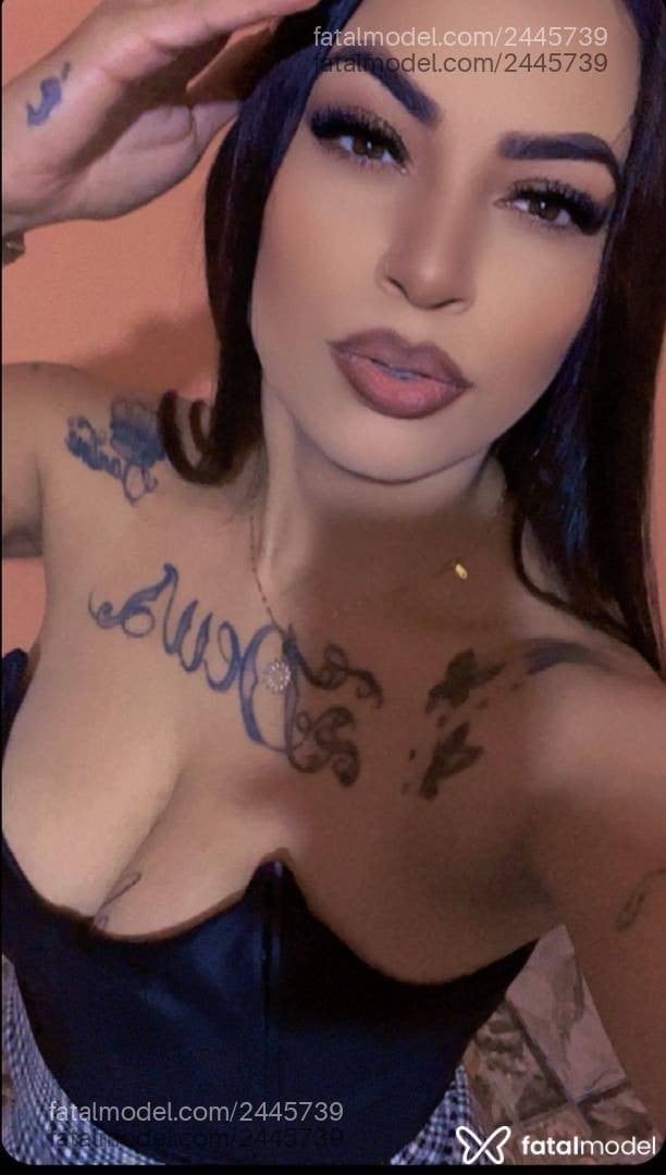 Acompanhante mulher com cabelo castanho de olhos castanhos em Pirassununga - Leticia Ferrari