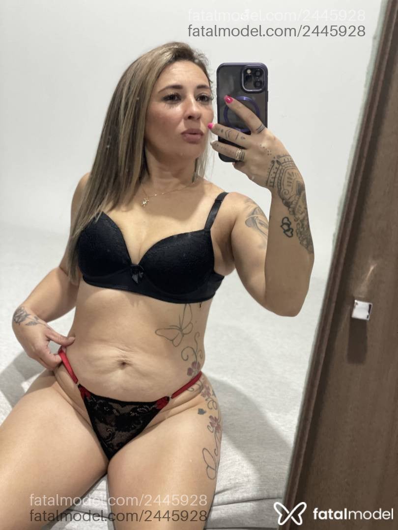 Acompanhante mulher loira (o) de olhos castanhos em Santa Cruz do Sul - Paola