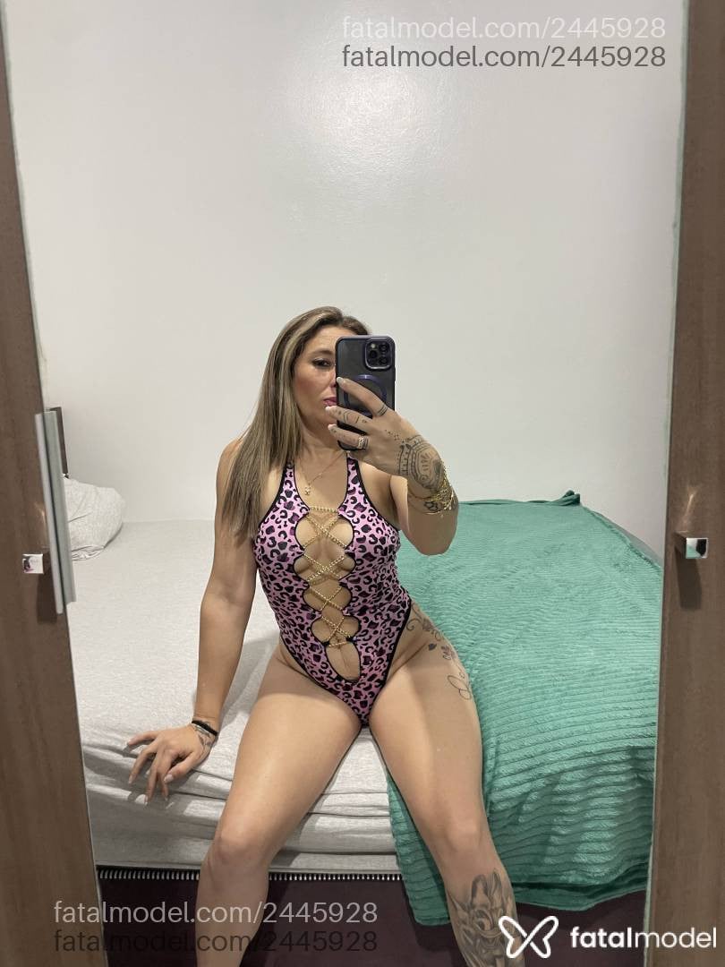 Acompanhante mulher loira (o) de olhos castanhos em Santa Cruz do Sul - Paola