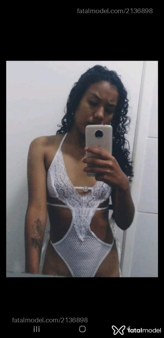 Acompanhante mulher morena (o) de olhos castanhos - Gisele
