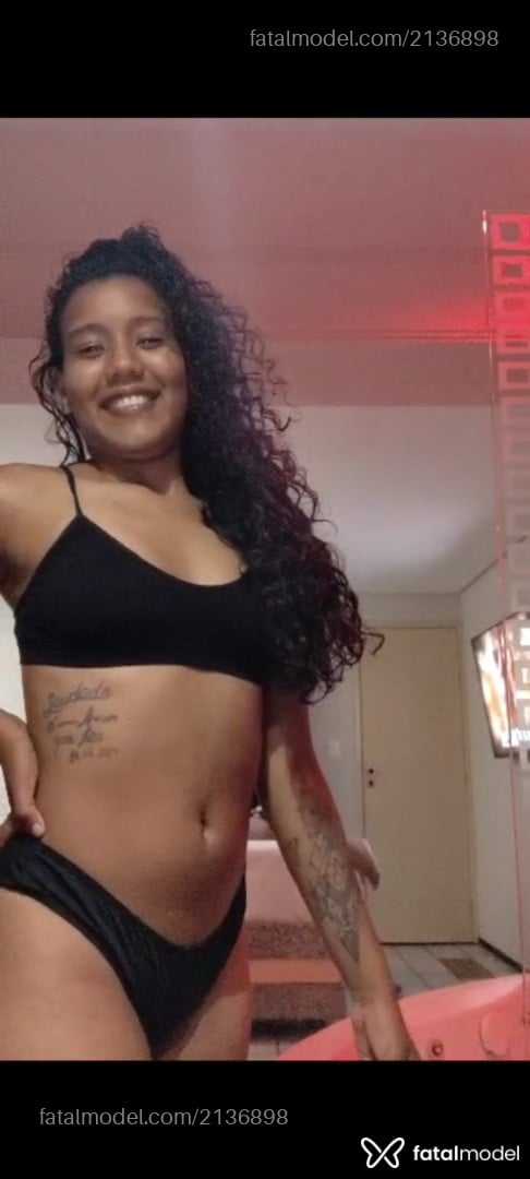 Acompanhante mulher morena (o) de olhos castanhos - Gisele