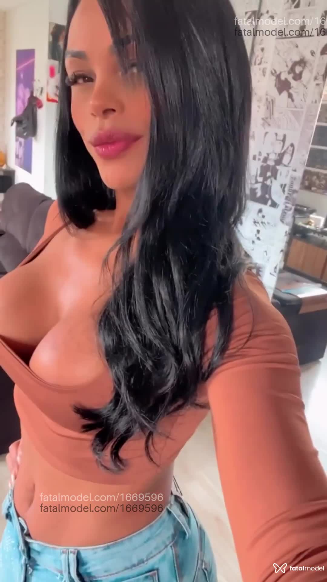 Acompanhante travesti morena (o) de olhos castanhos em Montes Claros - Andressa