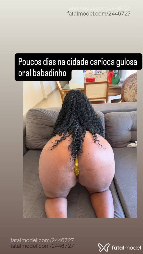 Acompanhante mulher com cabelo castanho de olhos pretos - Larissa Pacheco