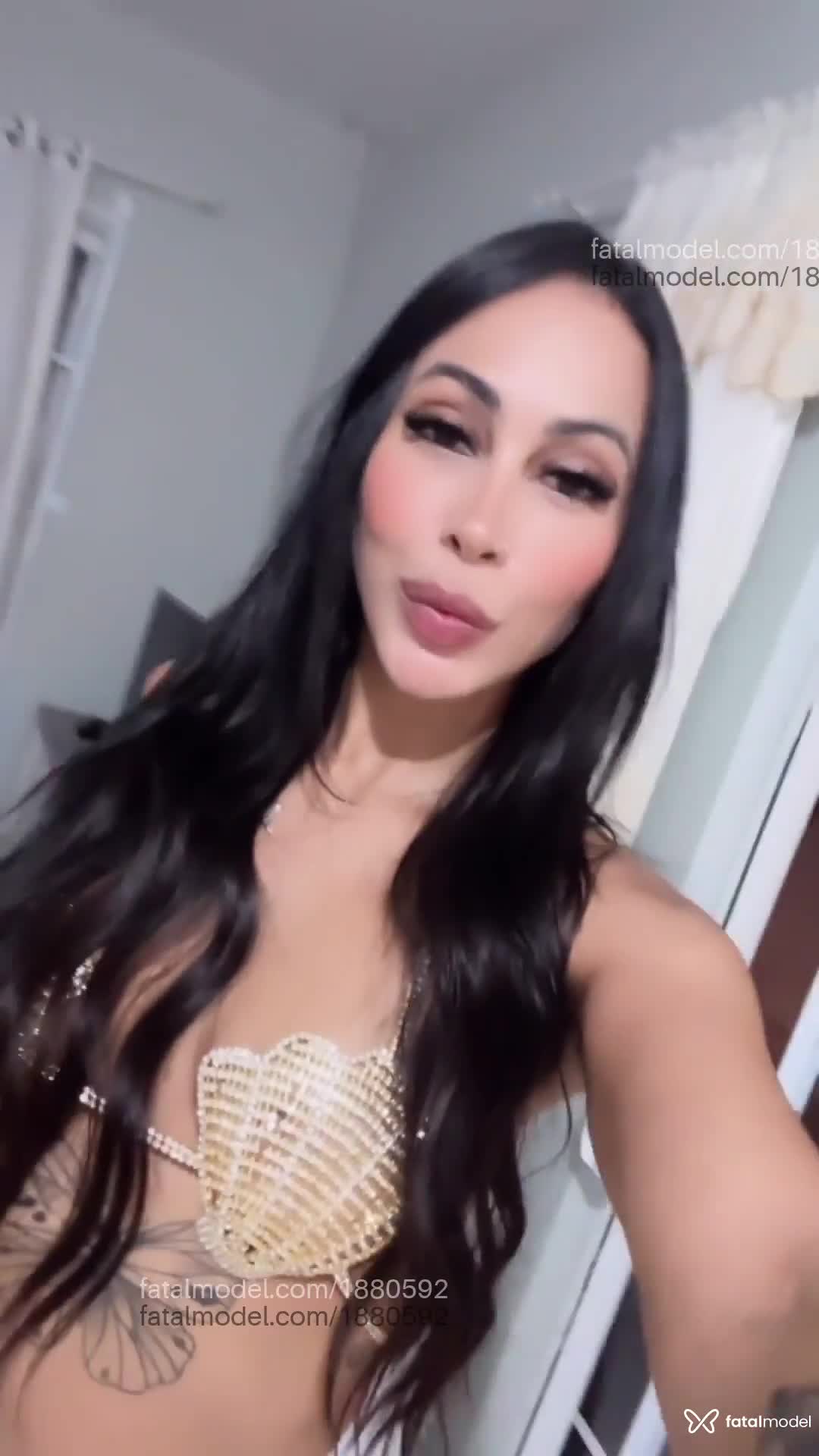 Acompanhante mulher morena (o) de olhos castanhos - Laís Rodrigues Acompanhante mulher morena (o) de olhos castanhos - Laís Rodrigues
