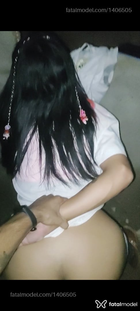 Acompanhante travesti morena (o) de olhos castanhos em Tailândia - Taina