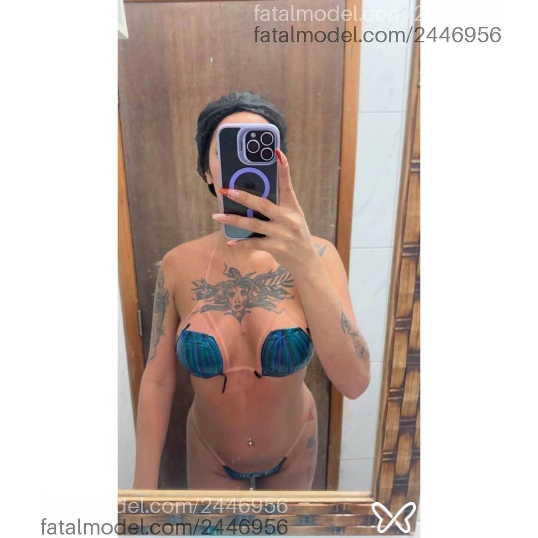 Acompanhante mulher trans morena (o) de olhos castanhos em São Paulo - Sayuri Zl