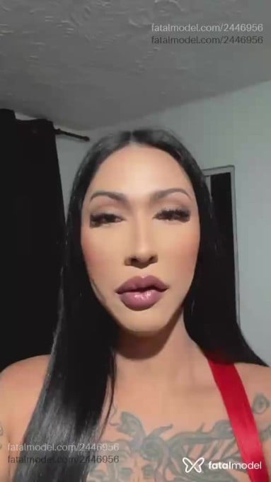 Acompanhante mulher trans morena (o) de olhos castanhos em São Paulo - Sayuri Zl