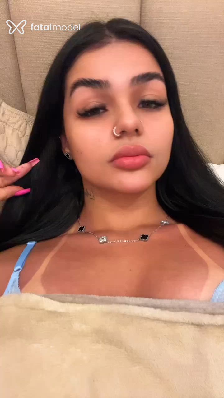 Acompanhante mulher morena (o) de olhos castanhos - Valentina Rossi