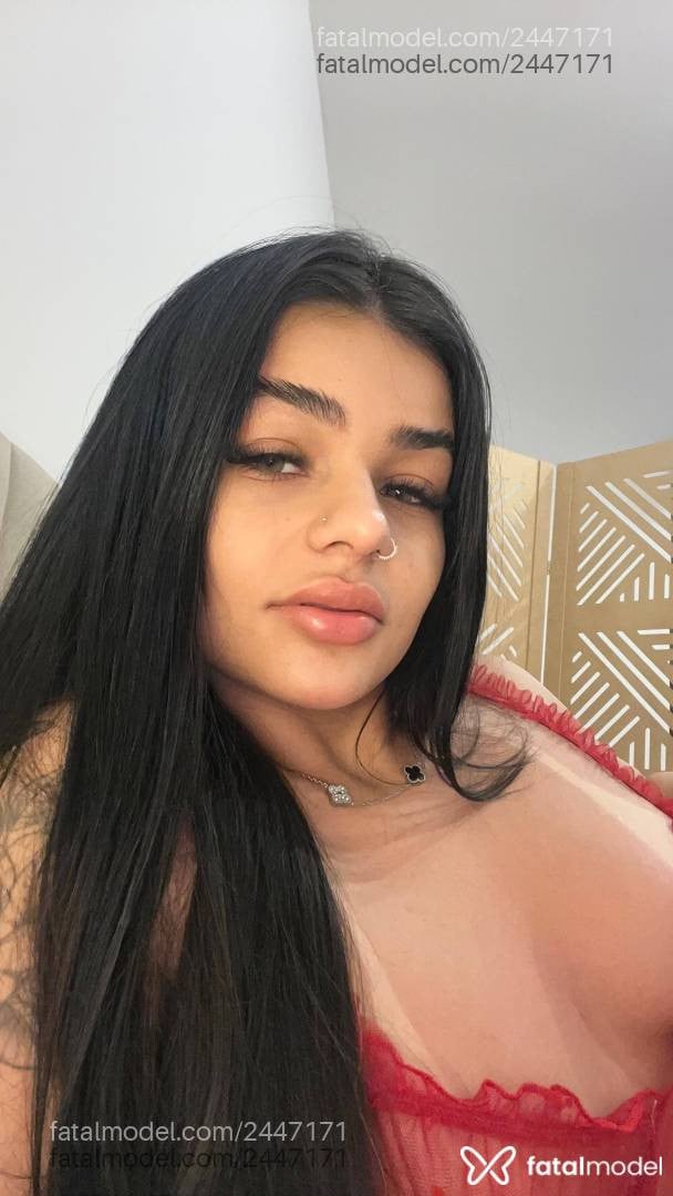 Acompanhante mulher morena (o) de olhos castanhos - Valentina Rossi