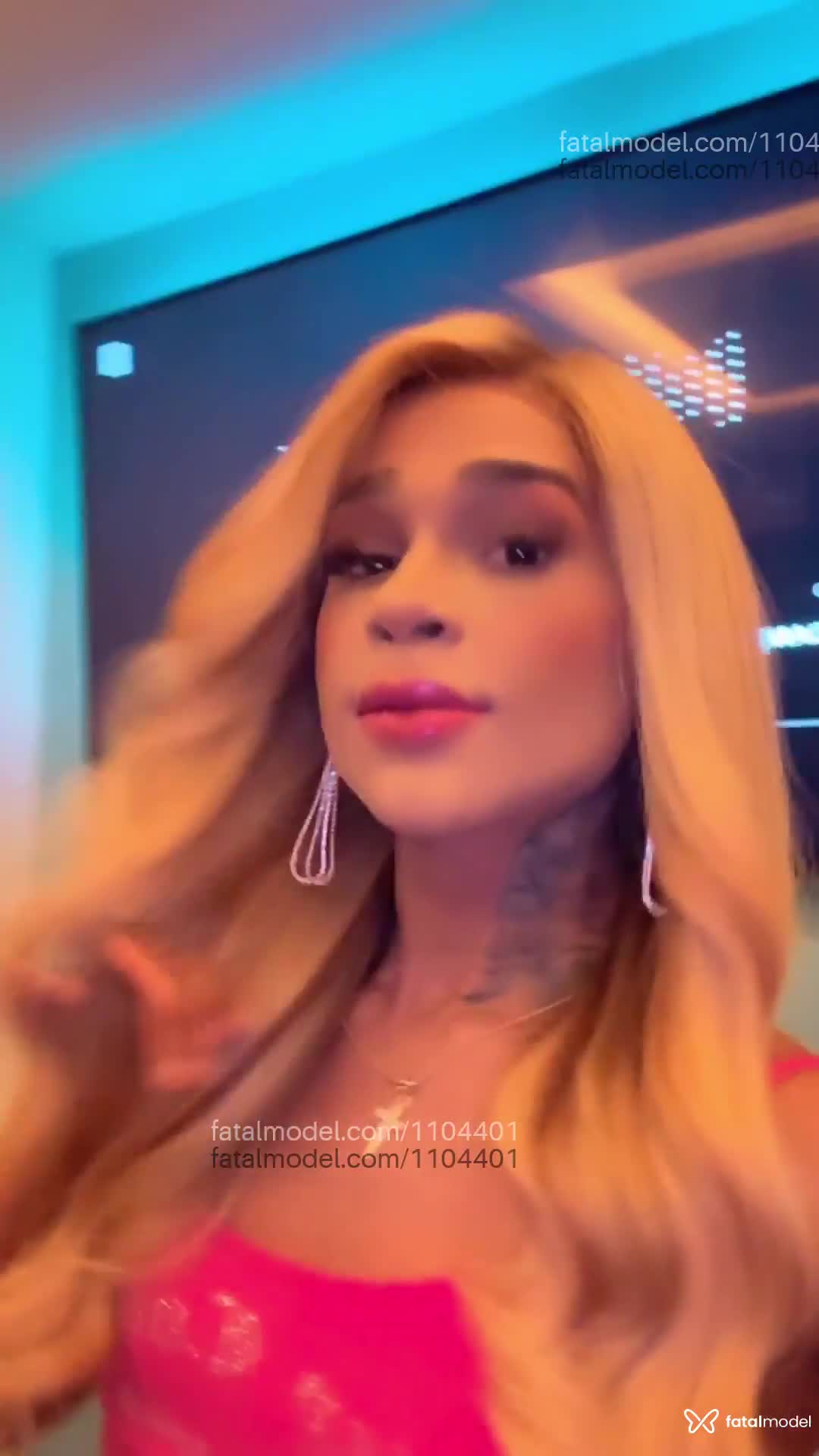 Acompanhante travesti loira (o) de olhos castanhos em São Luís - Elisa Vieira