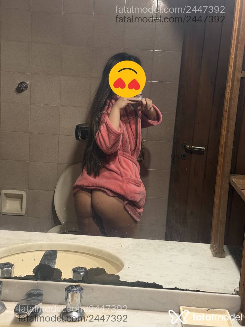 Acompanhante mulher morena (o) de olhos pretos - Bruna