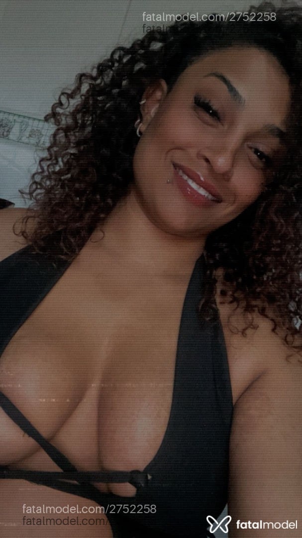 Acompanhante mulher morena (o) de olhos castanhos em Belo Horizonte - Looh