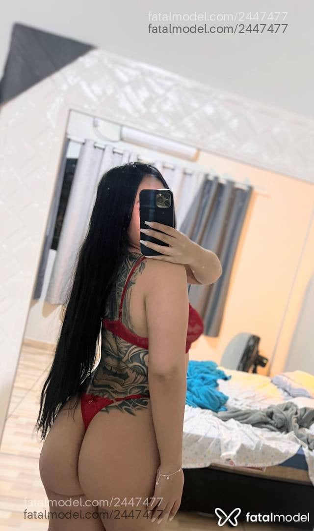 Acompanhante mulher morena (o) de olhos castanhos - Yasmin