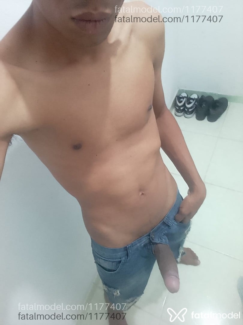 Acompanhante homem com cabelo castanho de olhos castanhos em Campos dos Goytacazes Acompanhante homem com cabelo castanho de olhos castanhos em Campos dos Goytacazes - Matheus Martins