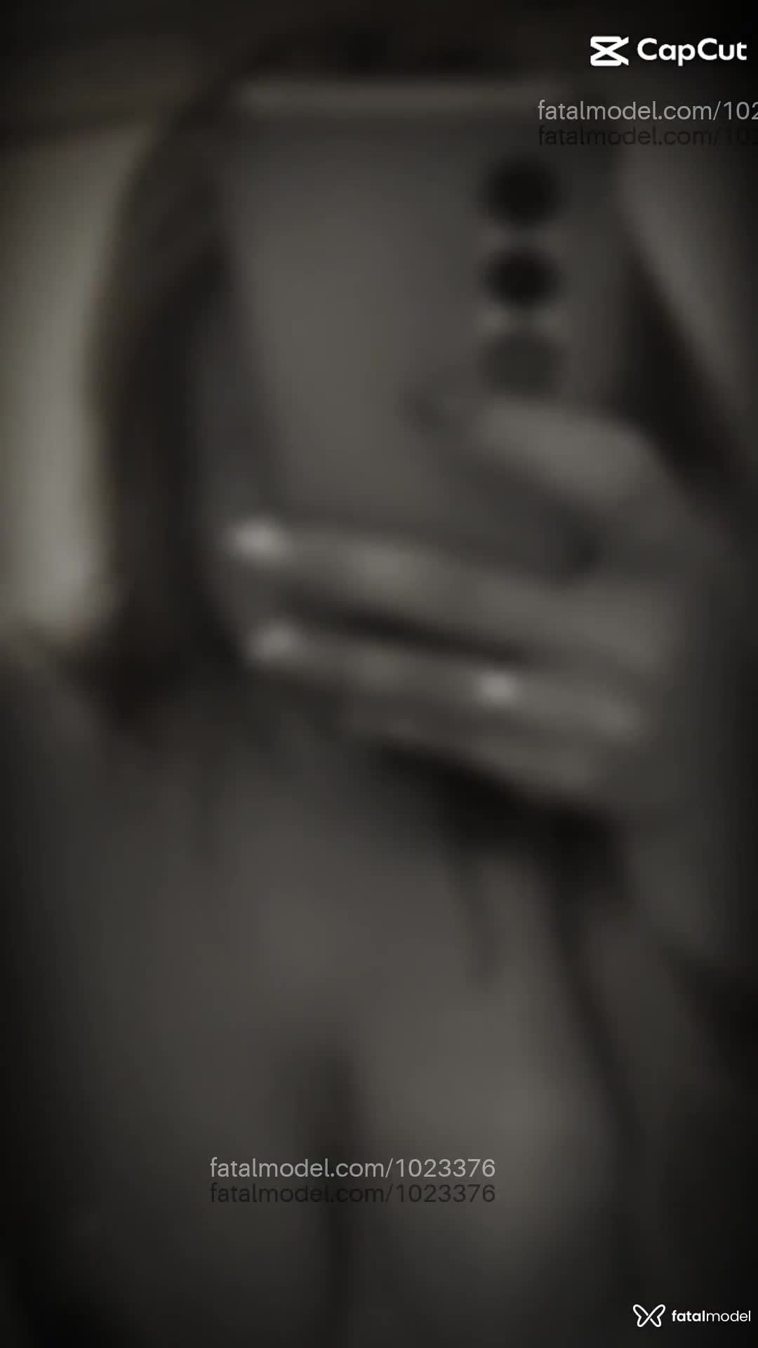 Acompanhante mulher com cabelo castanho de olhos castanhos em Pelotas Acompanhante mulher com cabelo castanho de olhos castanhos em Pelotas - Sarah