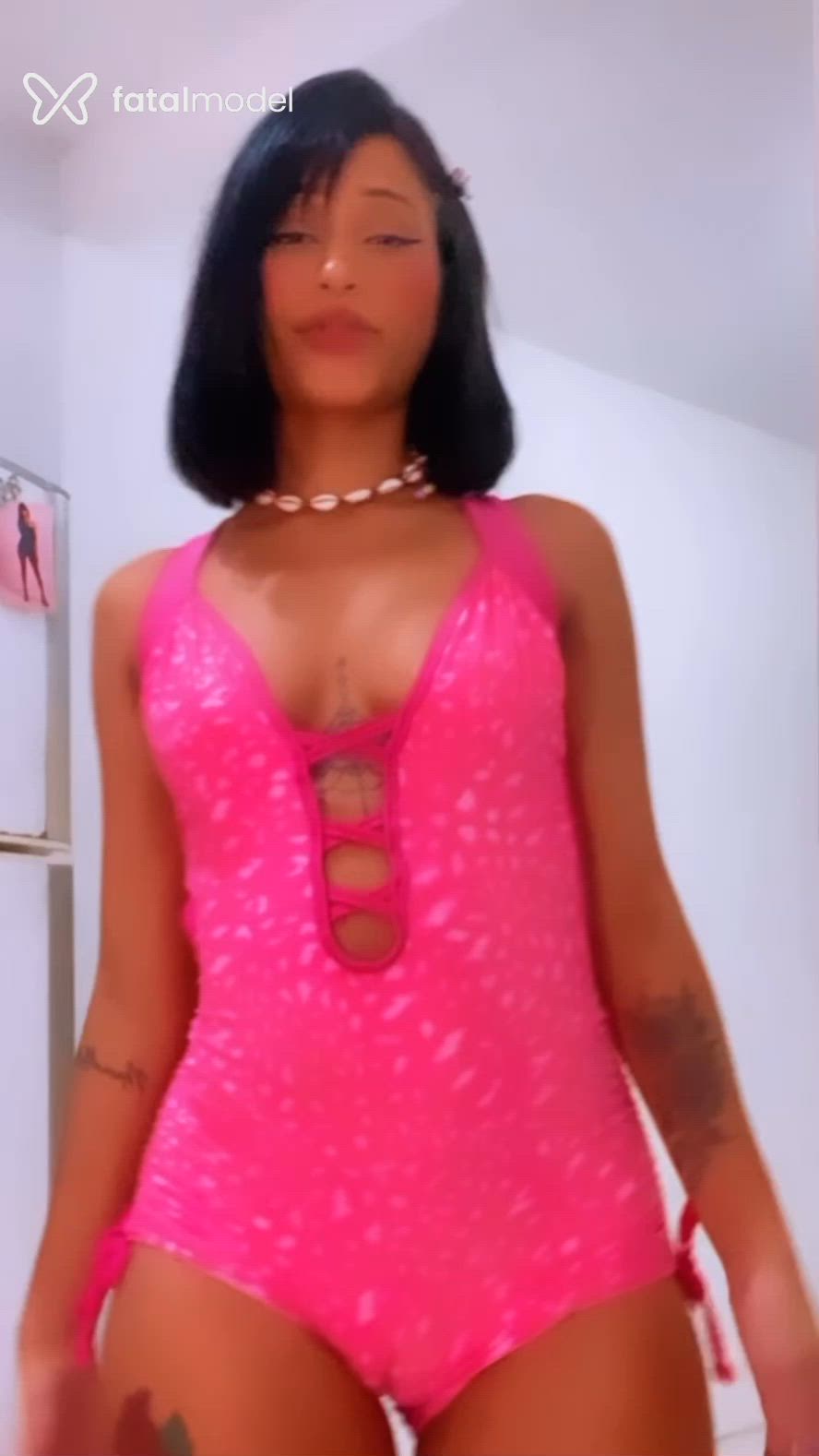 Acompanhante mulher morena (o) de olhos castanhos - Anjinhaa