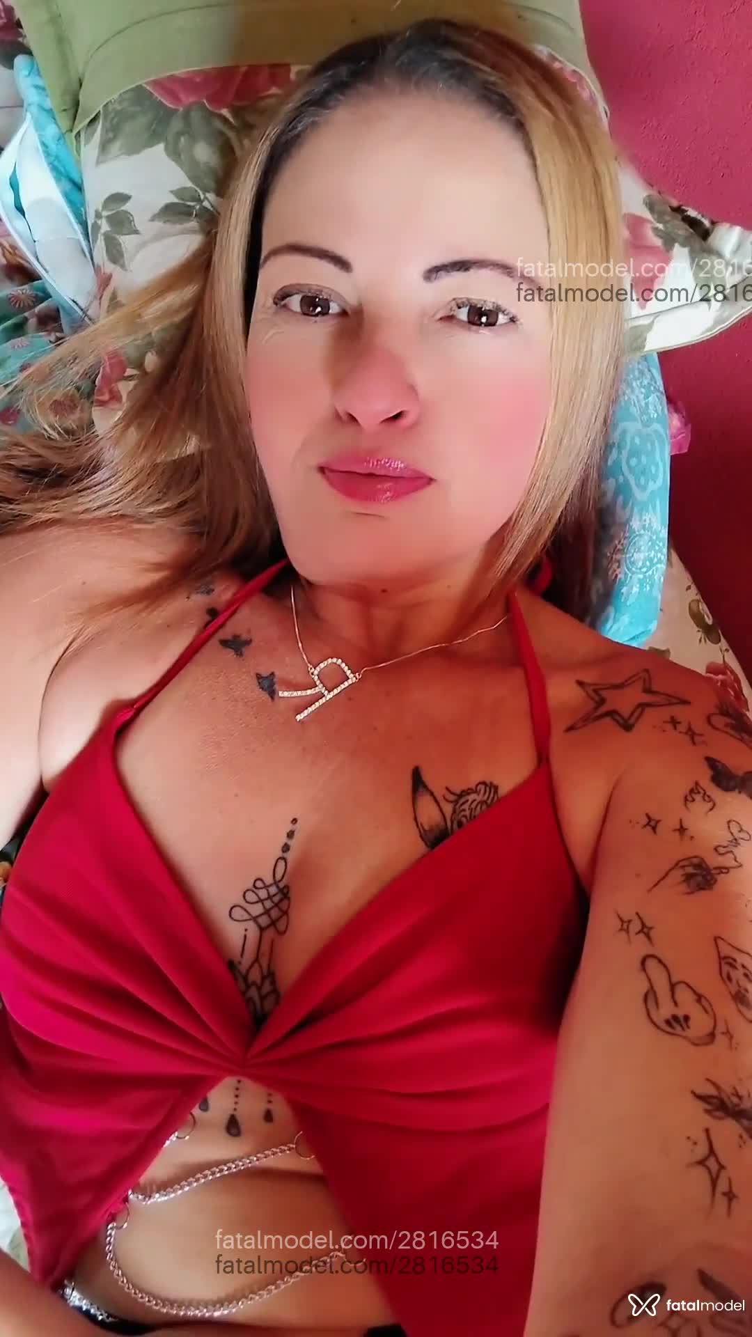 Acompanhante mulher loira (o) de olhos mel em Francisco Morato Acompanhante mulher loira (o) de olhos mel em Francisco Morato - Leila