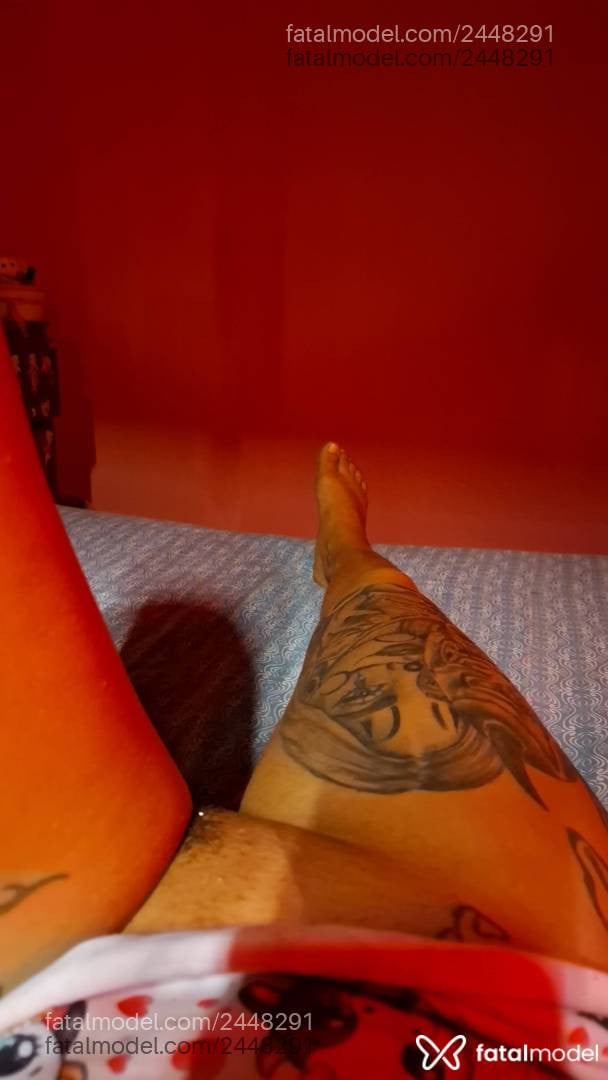 Acompanhante mulher morena (o) de olhos pretos - Parazinha