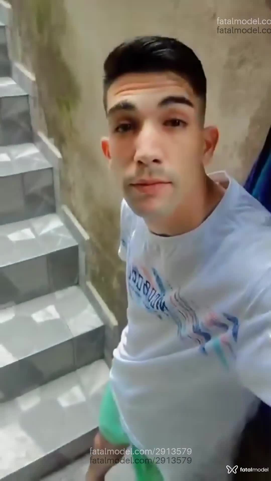 Acompanhante homem com cabelo castanho de olhos castanhos em Virtual - Zayan