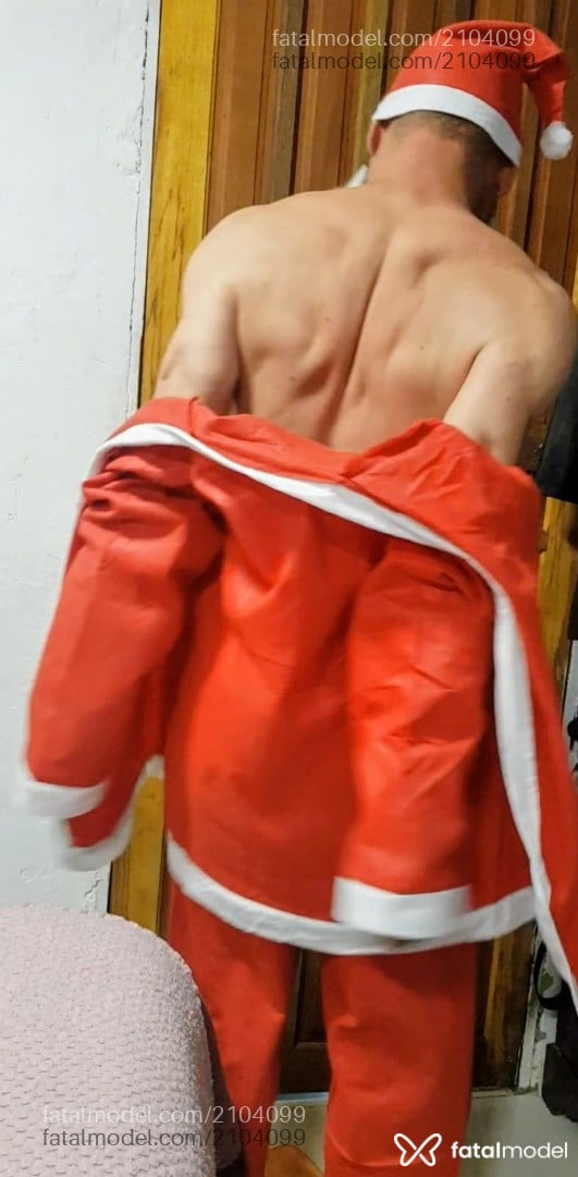 Acompanhante homem com cabelo castanho de olhos castanhos em Florianópolis - Henrique