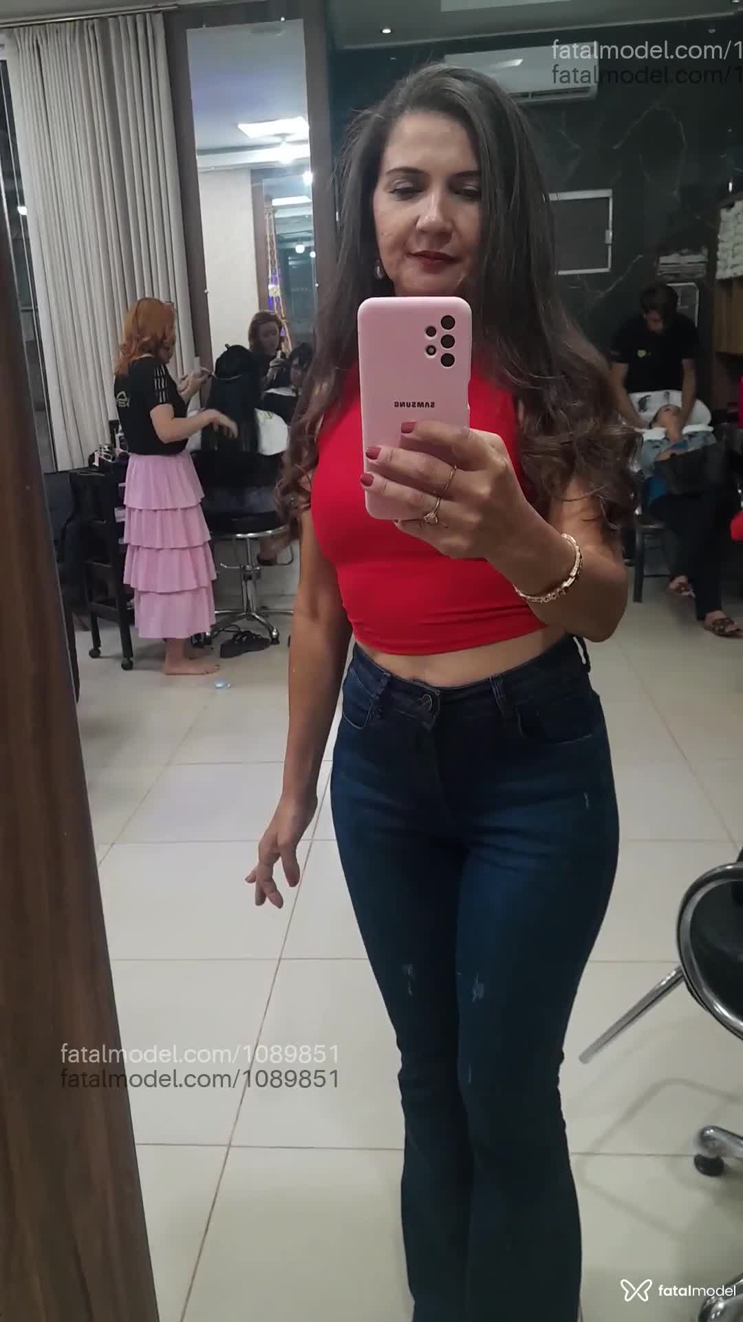 Acompanhante mulher com cabelo castanho de olhos verdes em Redenção Acompanhante mulher com cabelo castanho de olhos verdes em Redenção - Michele Araújo