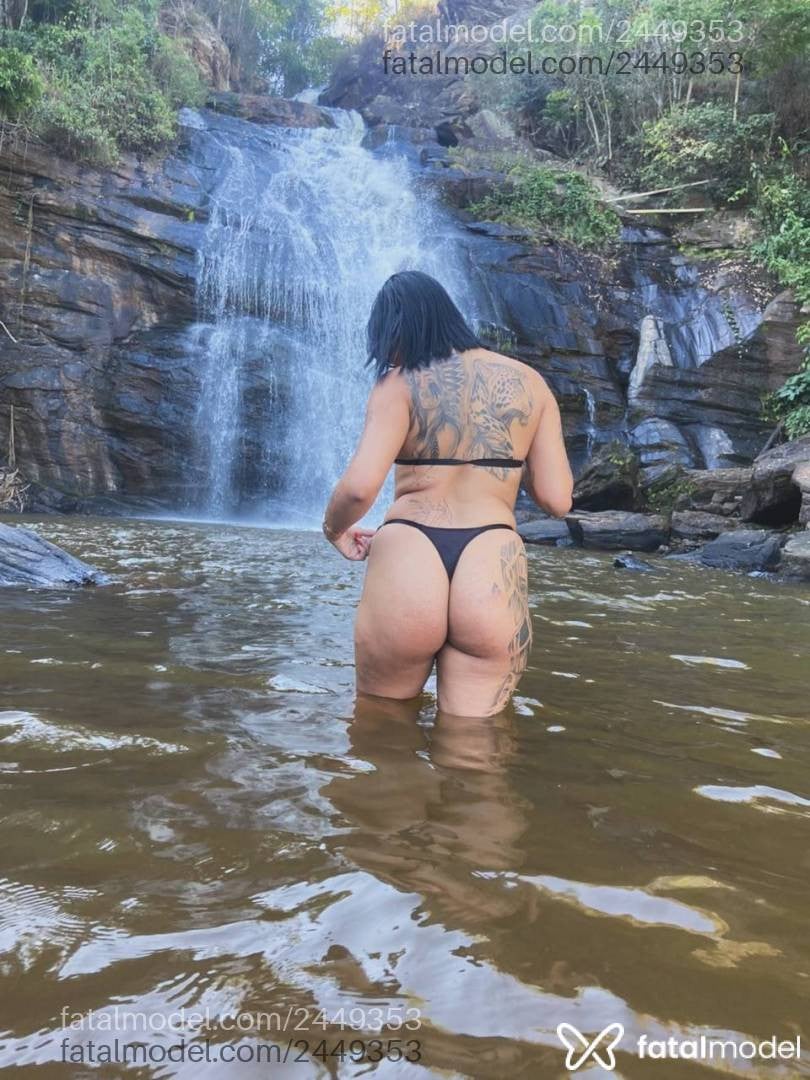 Acompanhante mulher morena (o) de olhos castanhos - Cris