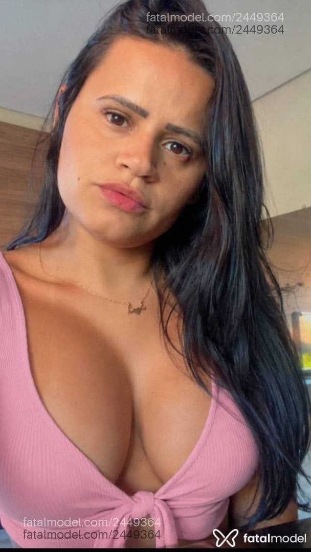 Acompanhante mulher morena (o) de olhos castanhos em Montes Claros - Mica