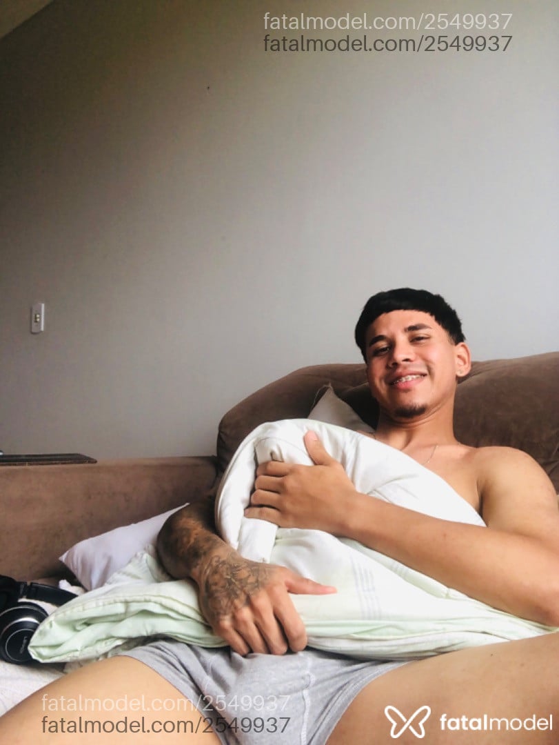 Acompanhante homem morena (o) de olhos castanhos em Londrina - Ronnie