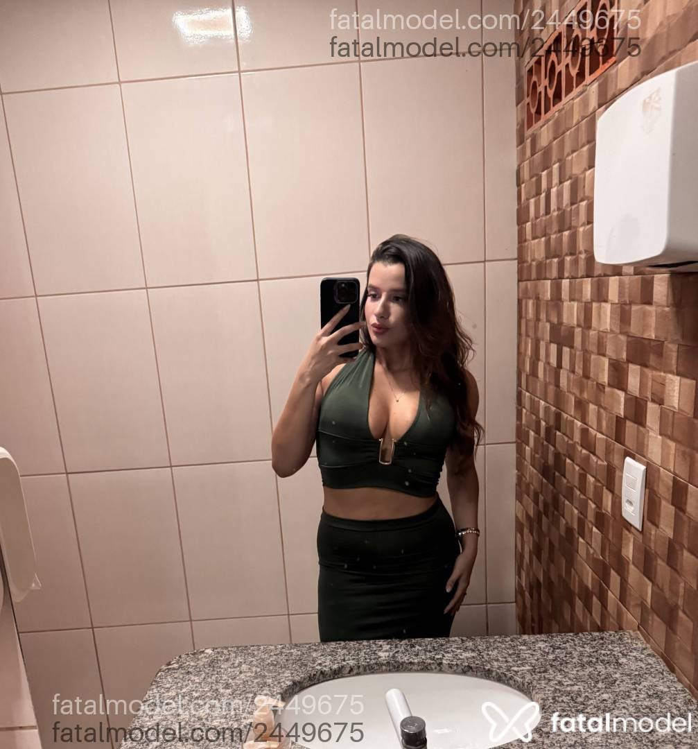 Acompanhante mulher com cabelo castanho de olhos castanhos - Gabi Fontana