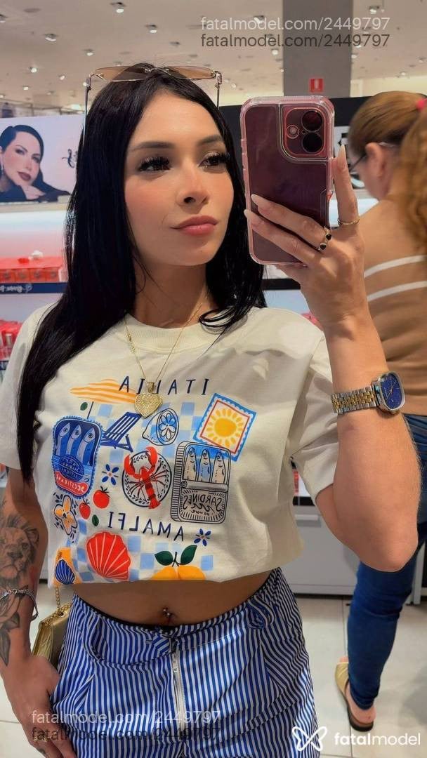 Acompanhante mulher com cabelo castanho de olhos castanhos em Fortaleza - Sarah