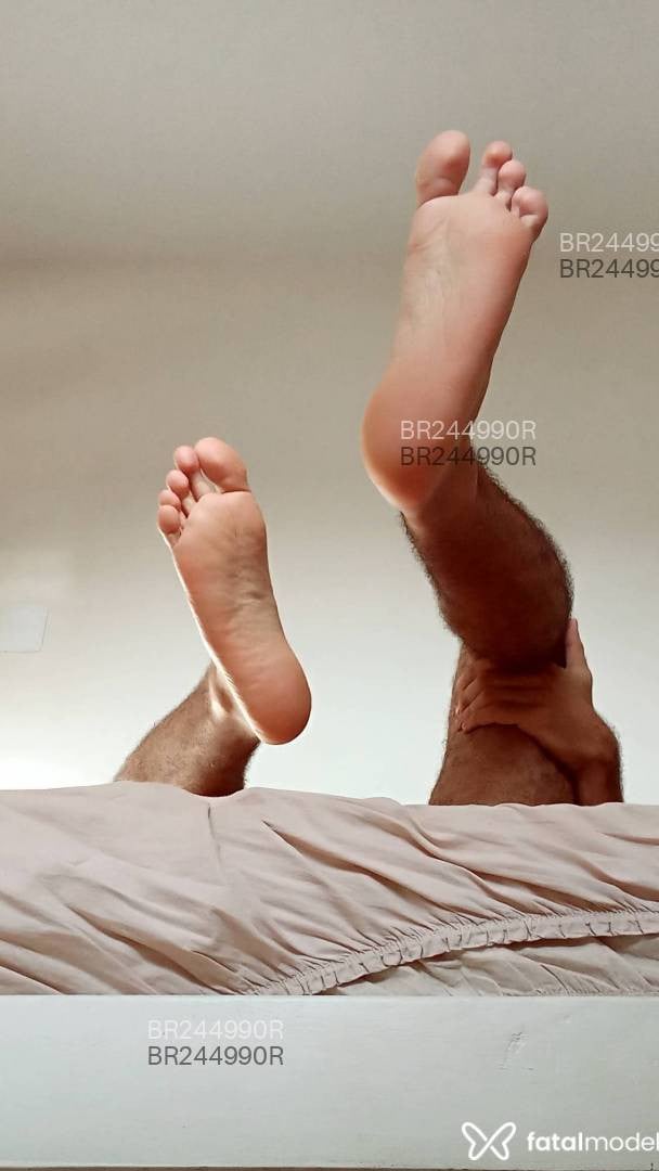Acompanhante homem morena (o) de olhos castanhos em São João Del Rei Acompanhante homem morena (o) de olhos castanhos em São João Del Rei - Leon