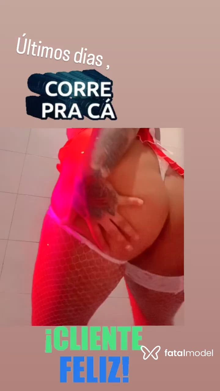 Acompanhante mulher loira (o) de olhos pretos - Tatazinha