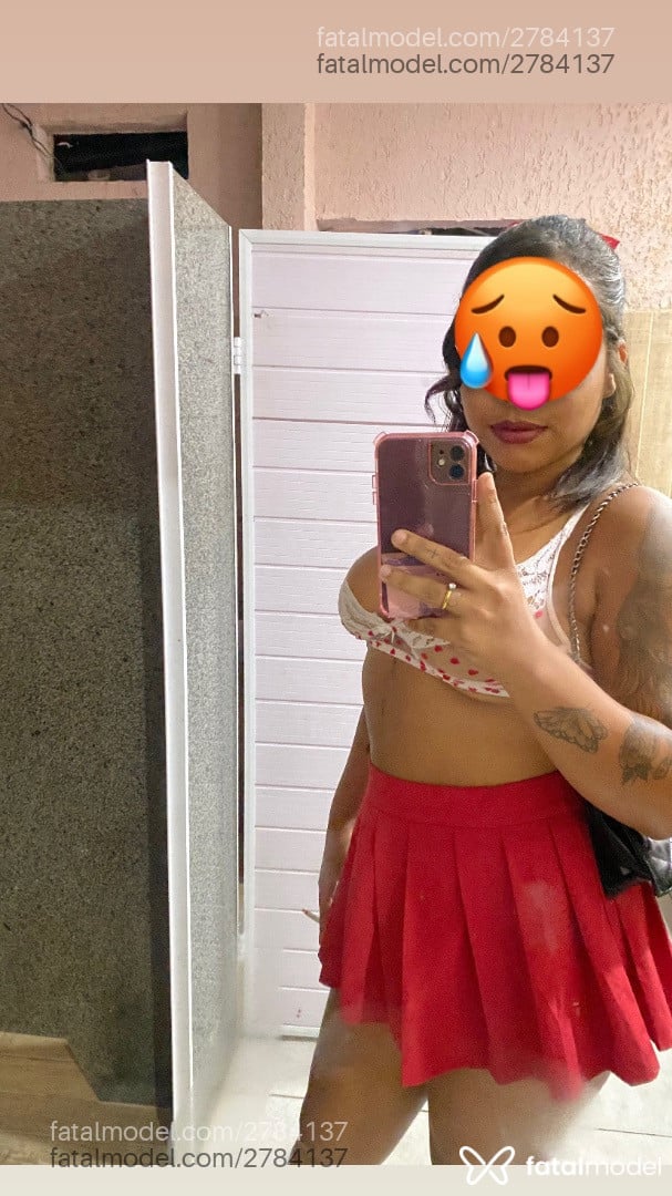 Acompanhante mulher morena (o) de olhos verdes em Aperibé Acompanhante mulher morena (o) de olhos verdes em Aperibé - Cristal