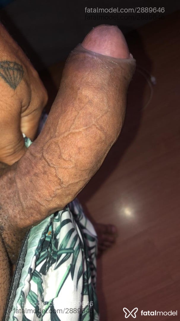Acompanhante homem morena (o) de olhos pretos em Virtual - Junio Si