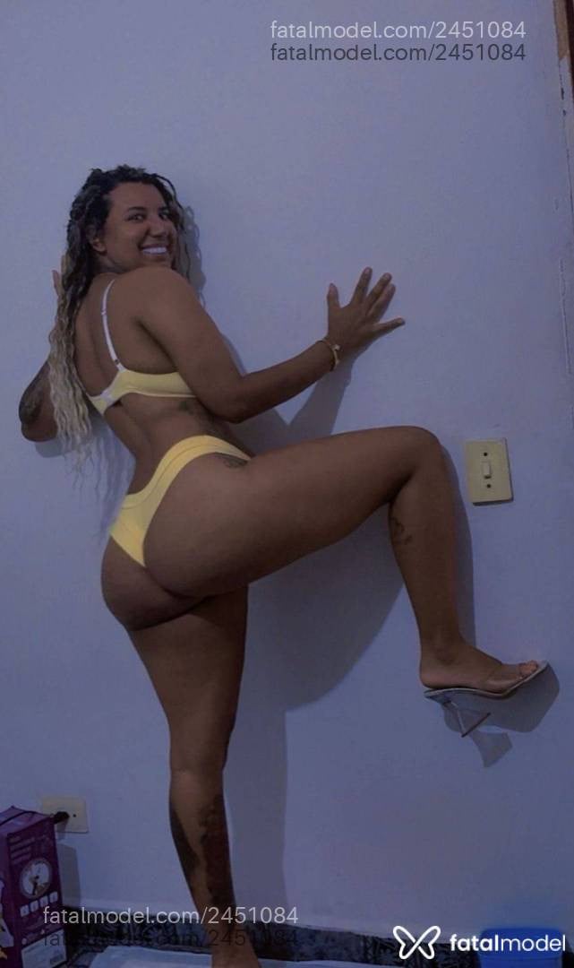Acompanhante mulher loira (o) de olhos pretos em Santo André - Aninha
