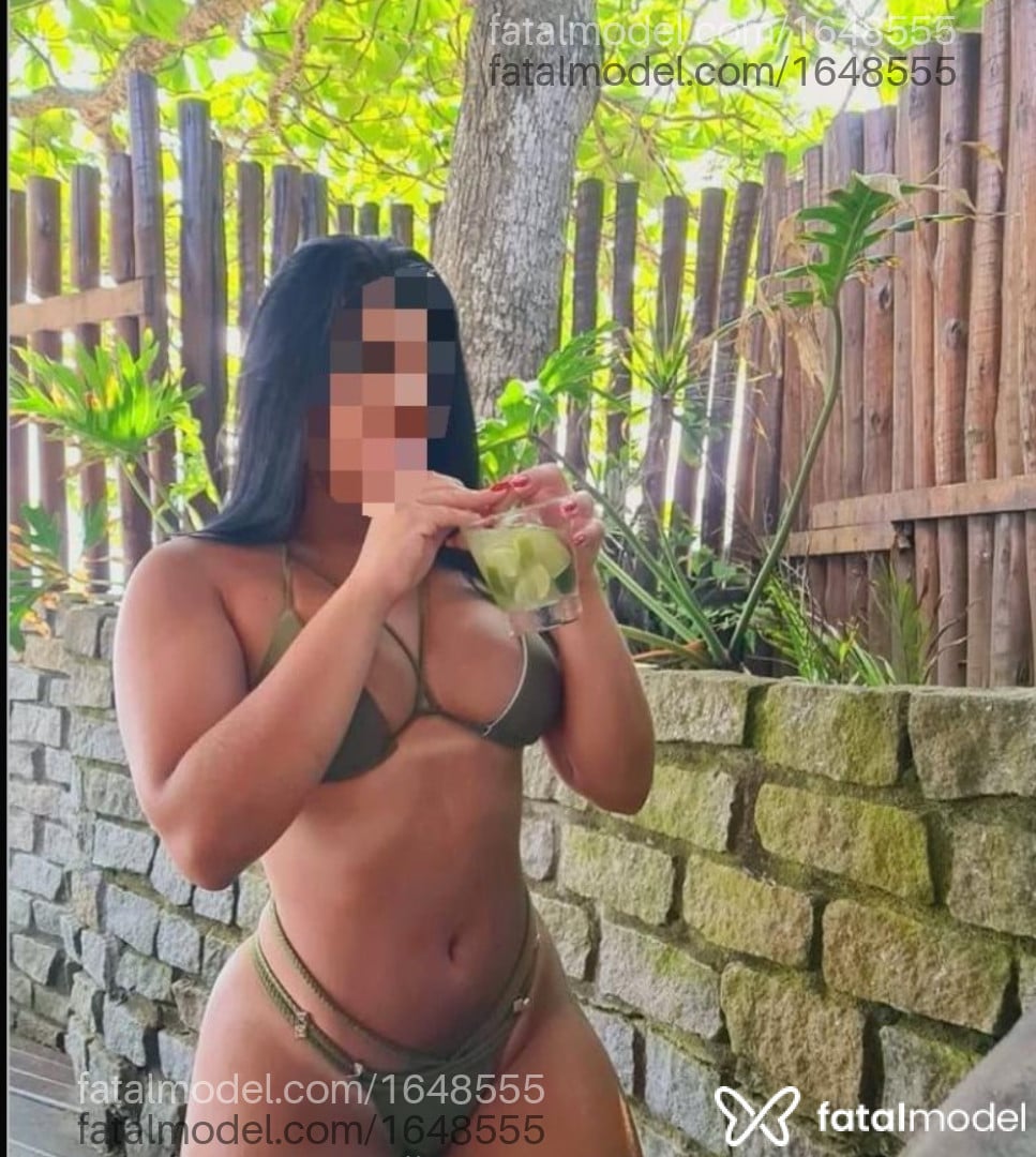 Acompanhante mulher morena (o) de olhos castanhos em Macaé - Karine