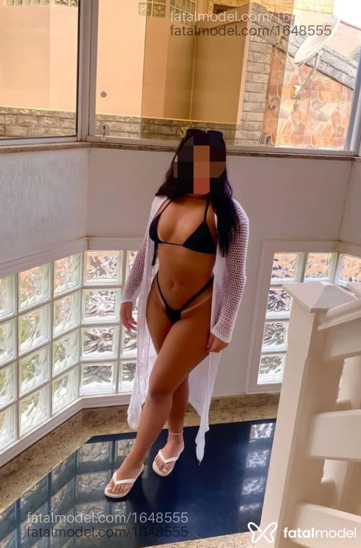 Acompanhante mulher morena (o) de olhos castanhos em Macaé - Karine