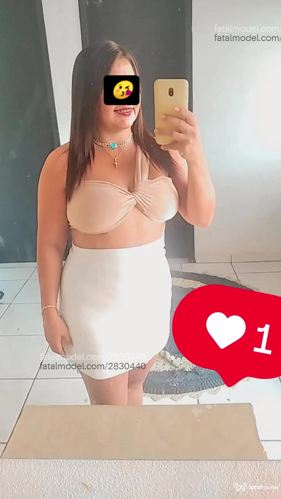 Acompanhante mulher com cabelo castanho de olhos pretos em Assis Chateaubriand Acompanhante mulher com cabelo castanho de olhos pretos em Assis Chateaubriand - Aina Laila
