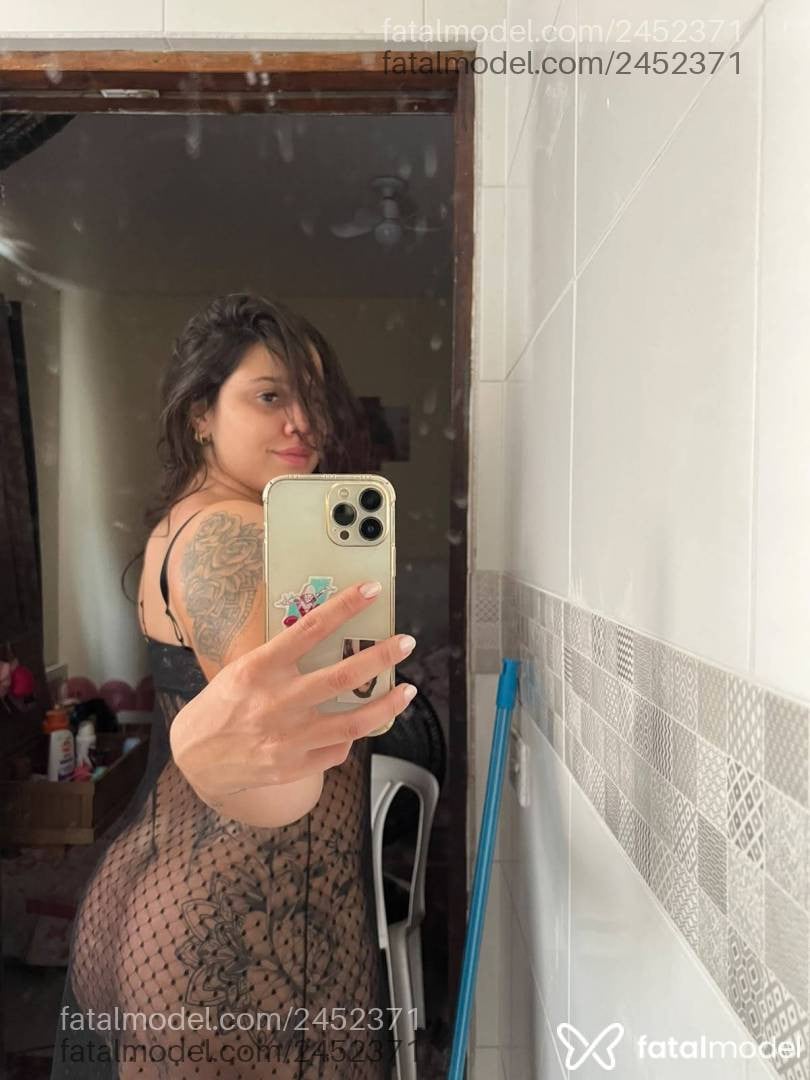 Acompanhante mulher morena (o) de olhos castanhos - Sabrina