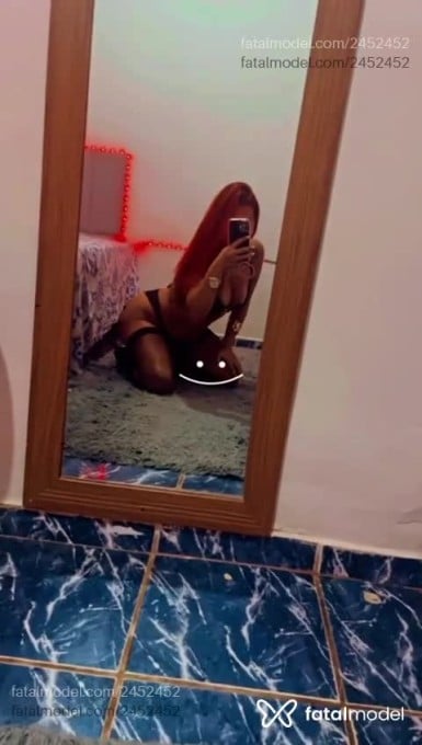 Acompanhante mulher ruiva (o) de olhos castanhos em Araruama - Paola