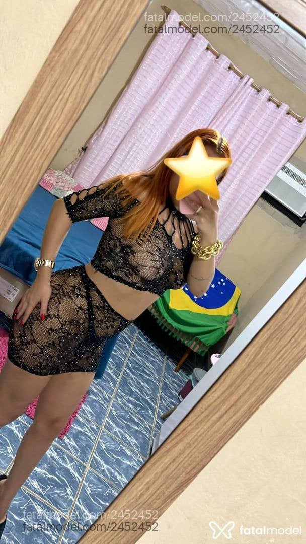 Acompanhante mulher ruiva (o) de olhos castanhos - Paola