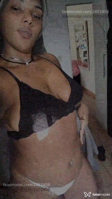 Acompanhante mulher morena (o) de olhos pretos em Rio de Janeiro - Zara Fayolla