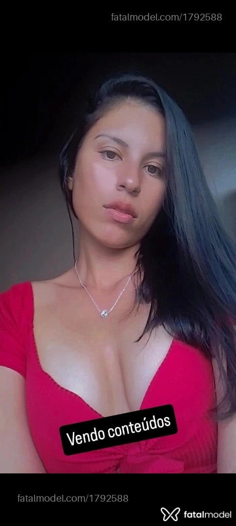 Acompanhante mulher com cabelo castanho de olhos castanhos - Mariana Acompanhante mulher com cabelo castanho de olhos castanhos - Mariana