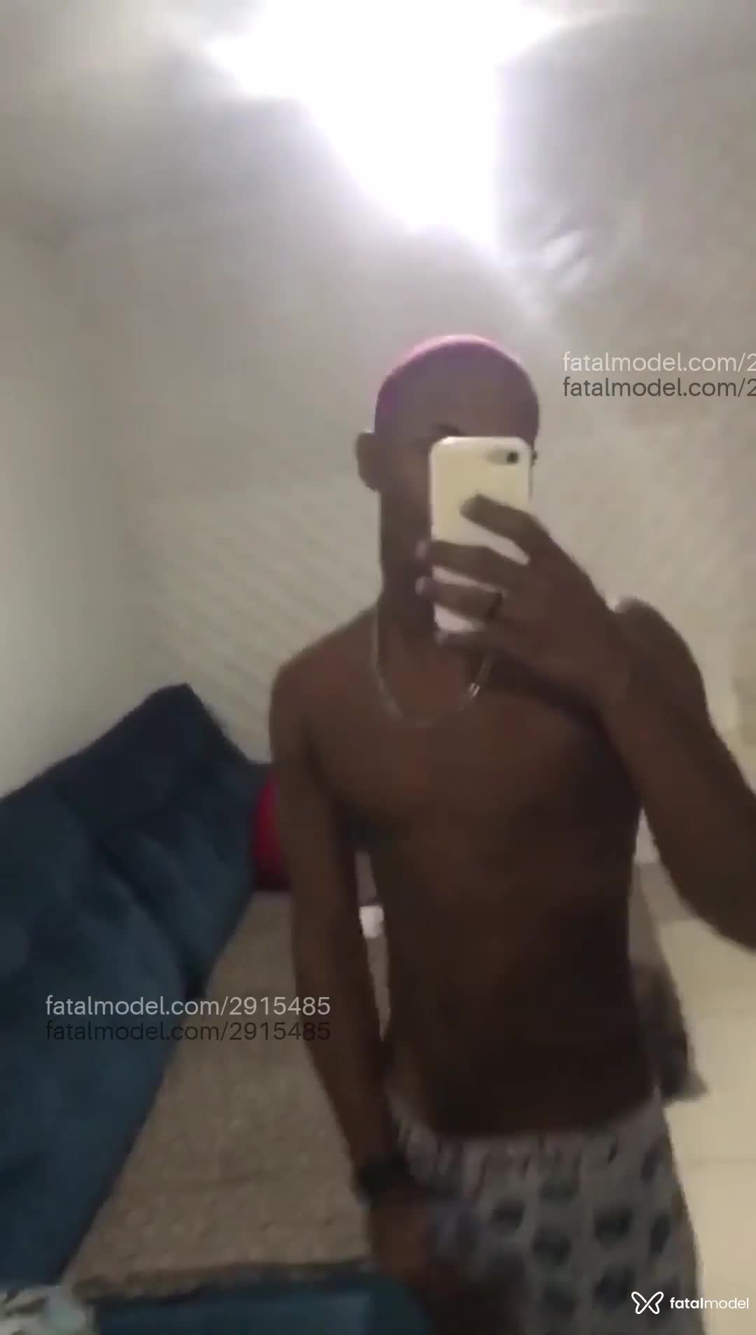 Acompanhante homem com cabelo castanho de olhos castanhos em Nova Iguaçu Acompanhante homem com cabelo castanho de olhos castanhos em Nova Iguaçu - Gabriell