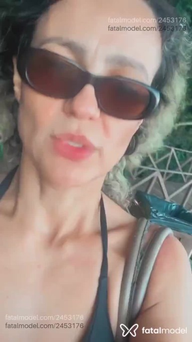 Acompanhante mulher loira (o) de olhos mel em Balneário Camboriú - Thayse Valverde