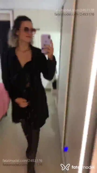 Acompanhante mulher loira (o) de olhos mel em Balneário Camboriú - Thayse Valverde