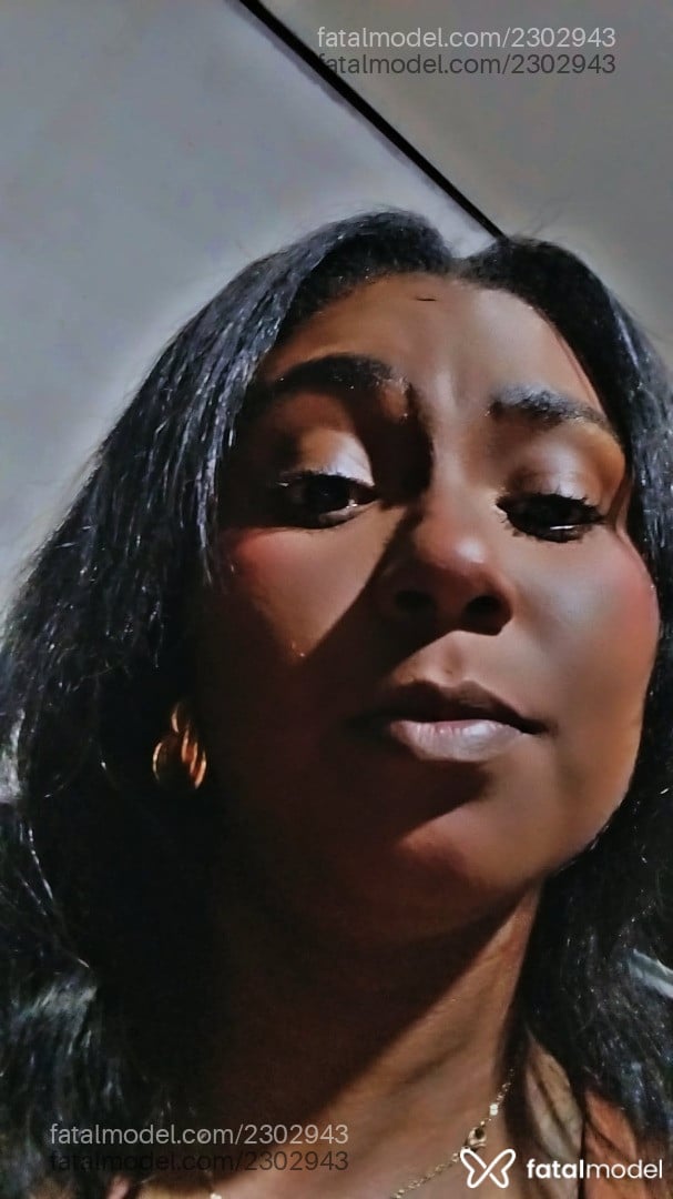 Acompanhante mulher morena (o) de olhos pretos em Sertãozinho Acompanhante mulher morena (o) de olhos pretos em Sertãozinho - Belly